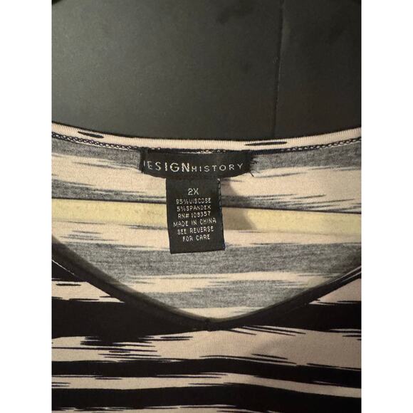 Design History Black & Ivory Abstract Stripe Plus Size Tunic Top 2X - Picture 4 of 5